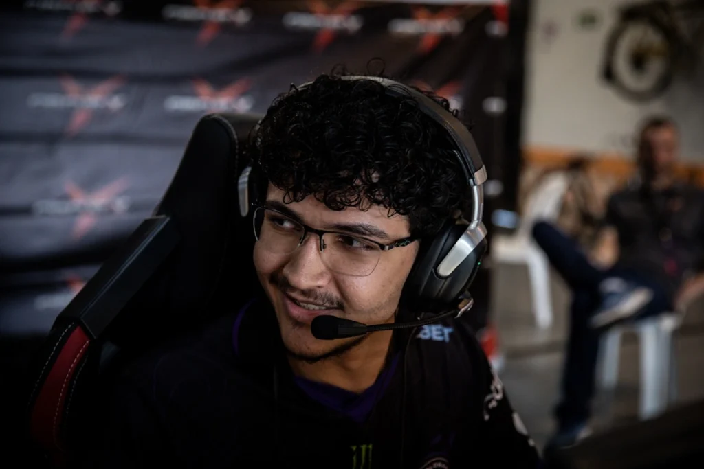 Levi из 9z заменил skullz в Imperial