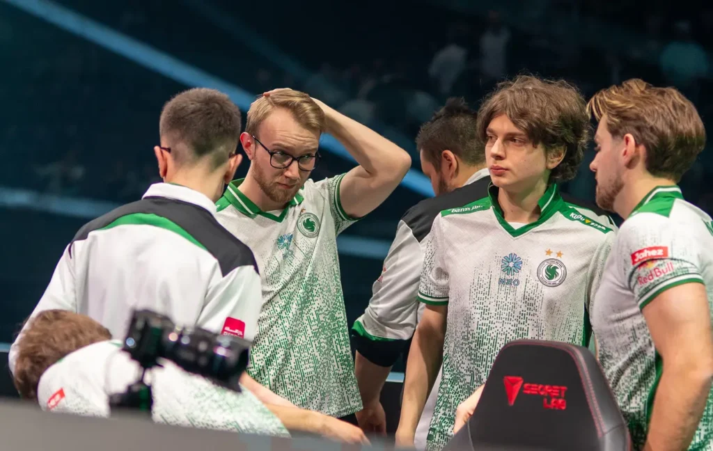 Zeus о Falcons: «В CS недостаточно просто индивидуально сильных игроков»