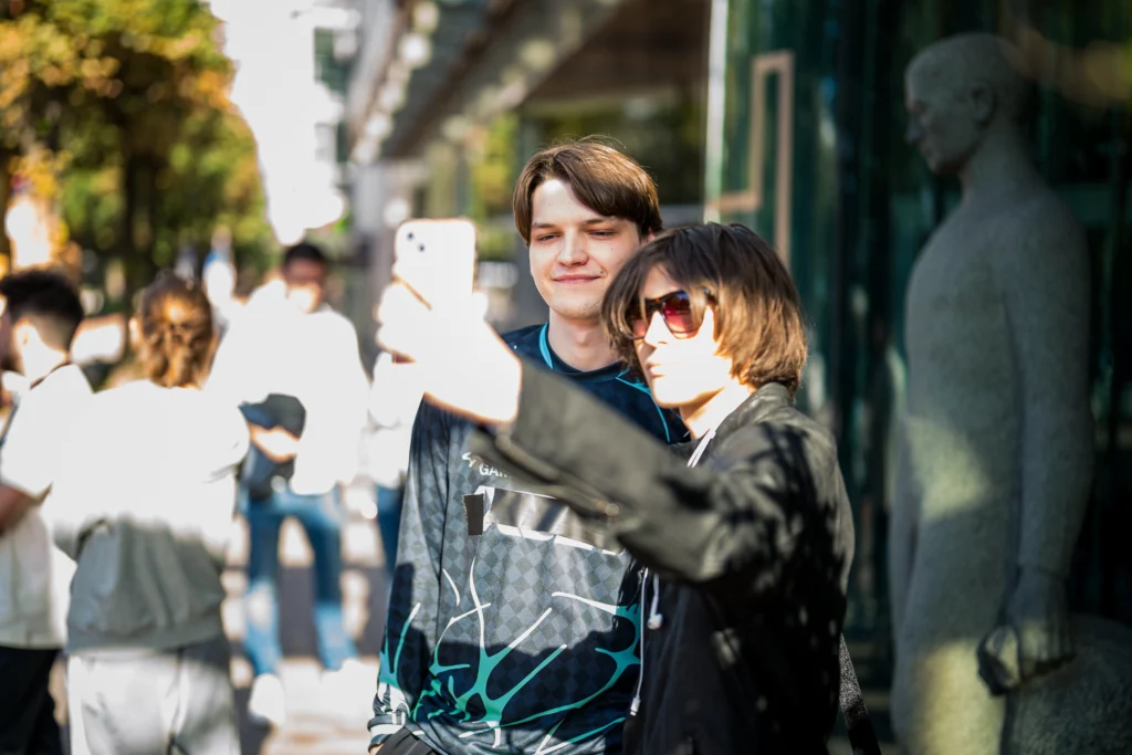 Aurora, это было круто! Пожалуйста, продолжай