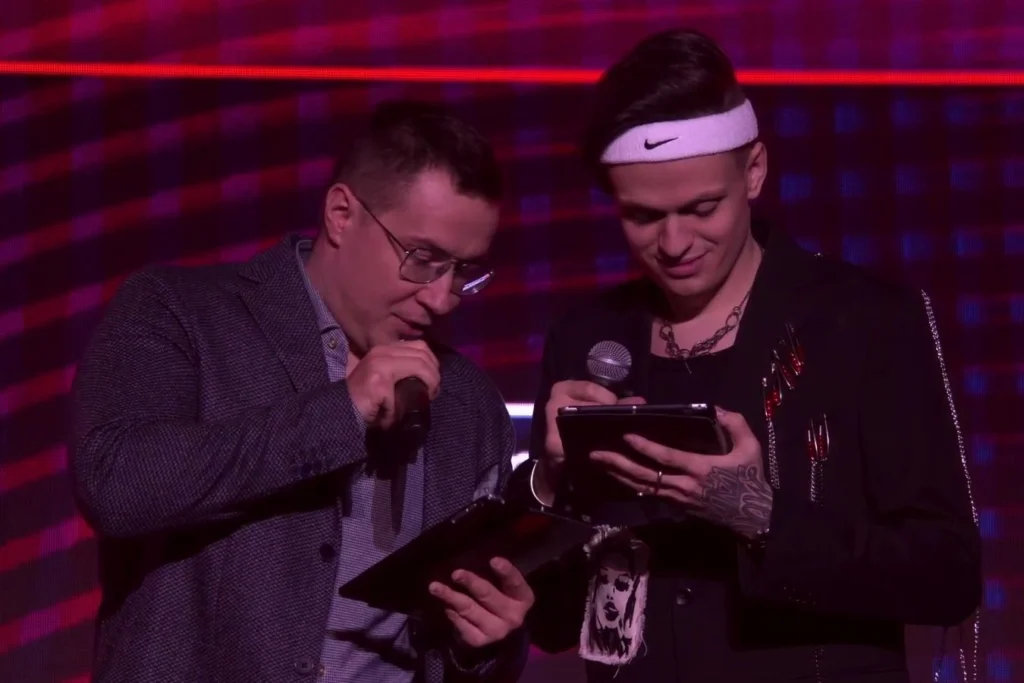 Что мы знаем о Бустере? Один из самых богатых стримеров России, двоечник, создатель SLAY