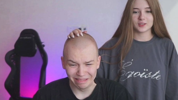 Биография Strogo