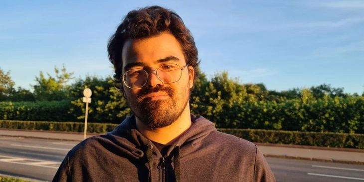 Что мы знаем о Травомане? Развелся, получил трехэтажную квартиру в подарок, играет на медиатурнирах