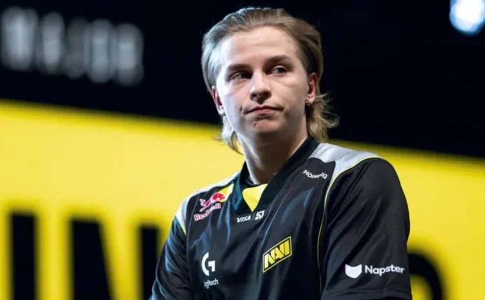 Толпа скандировала «заплати налоги» при выходе Aleksib на сцену ESL Pro League 23