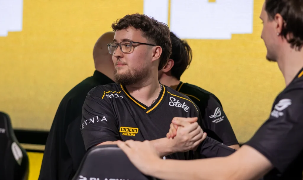 ZywOo стал лучшим игроком группового этапа BLAST Open Rotterdam - donk отстал на одну сотую