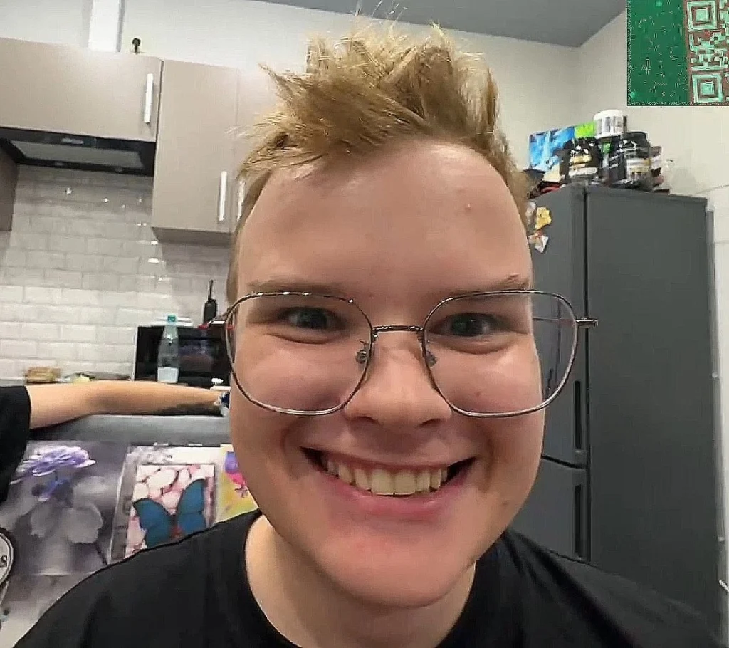 Что мы знаем про стримера Кашу (kussia88)?