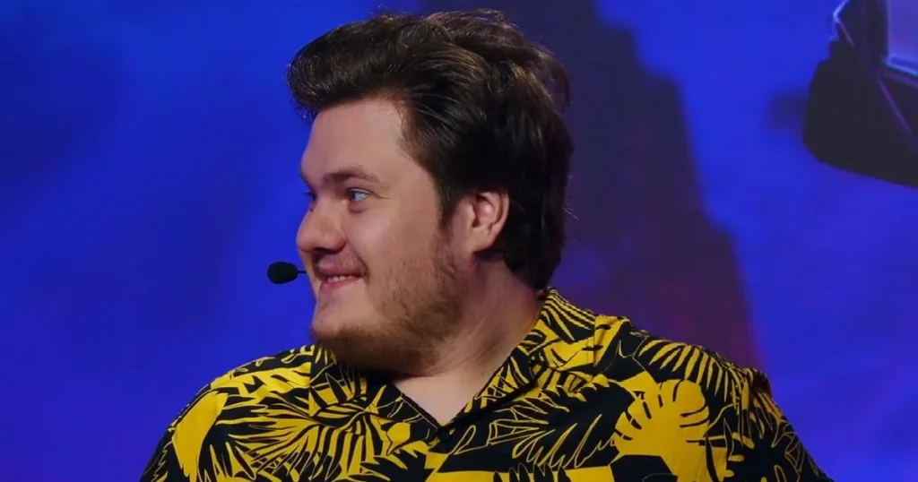 Оценивает себя на 3/10, любит петь и веселить людей. Большой разговор с BLACKARXANGEL