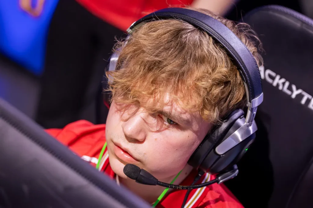 MOUZ впервые с февраля 2025-го не вышла в плей-офф - вылет от 9z с BLAST Open Rotterdam