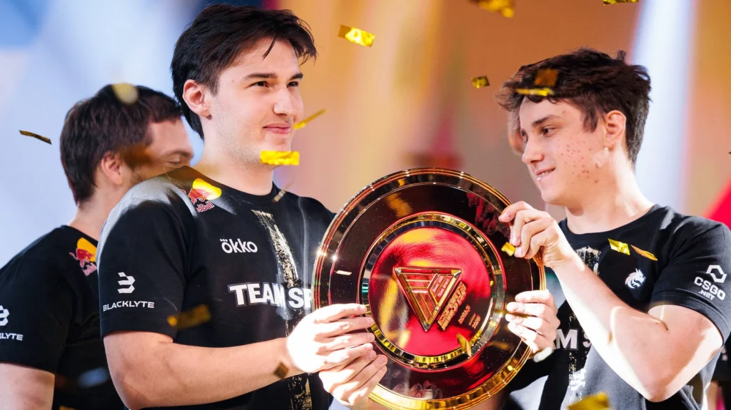 Team Spirit приносит Larl в жертву. Как прошло возвращение мидера из отпуска?