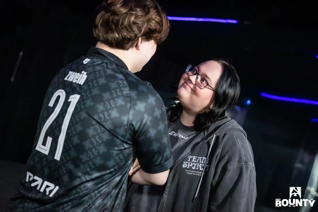 Как magixx справляется с ролью капитана?