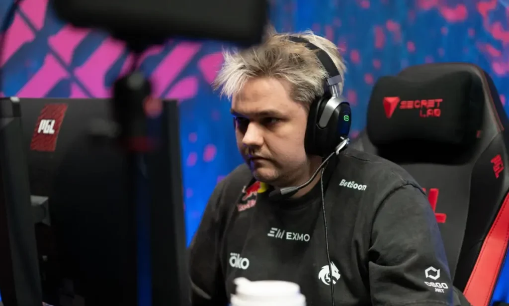 Korb3n - Yatoro на день рождения: «Возраст - всего лишь цифры, главное - всегда оставляй на байбэк»