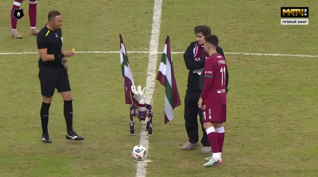 Silent открыл футбольный матч «Рубин» - «Локомотив» символическим ударом по мячу