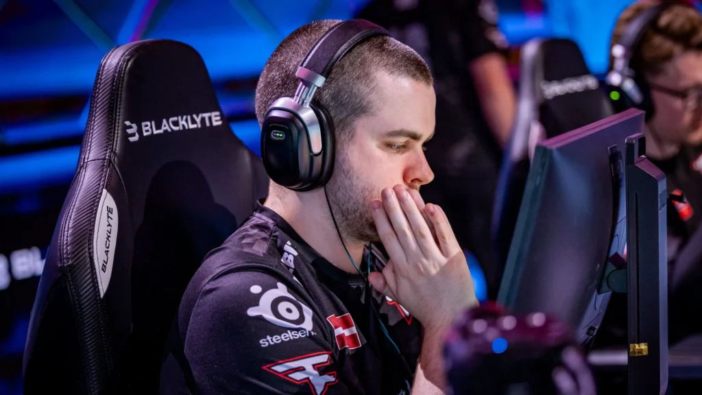 OverDrive: «Единственная причина, по которой broky все еще в FaZe - он встречается с karrigan»