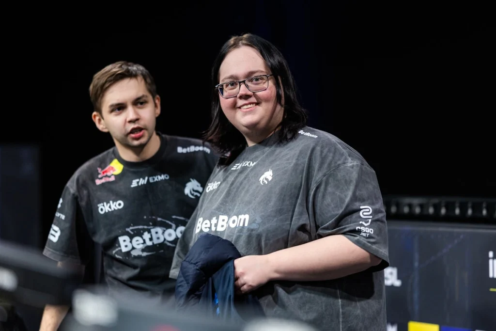 BLAST Open Rotterdam. Falcons - NRG, NAVI - B8, Aurora - FaZe, FURIA - TYLOO