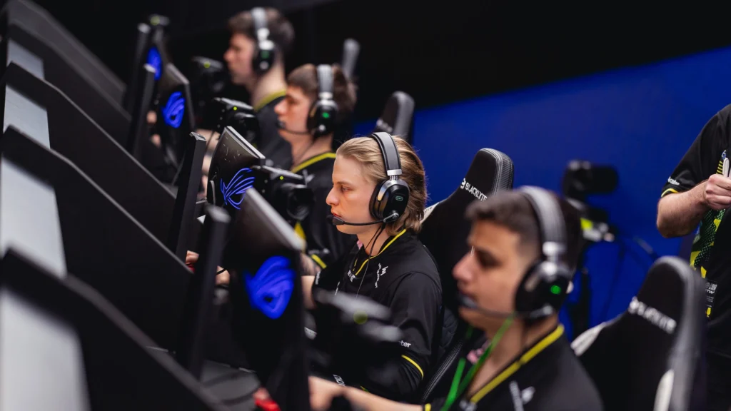 Aleksib: «Мы развиваемся как команда, но мы все еще на шаг отстаем от Vitality»