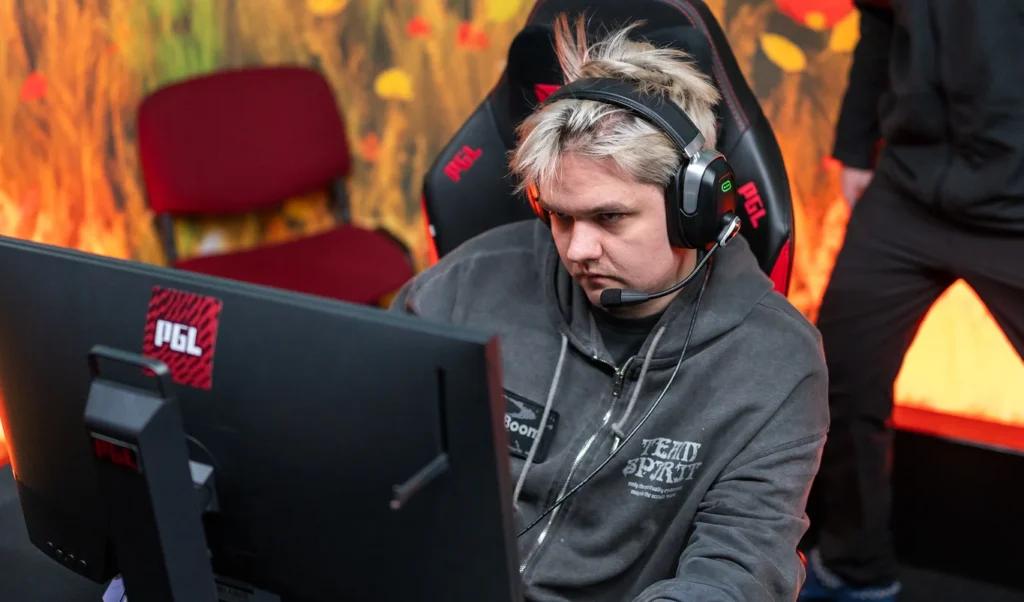 Spirit проиграла Team Yandex на ESL One Birmingham - 0 киллов от Yatoro за 2 карты