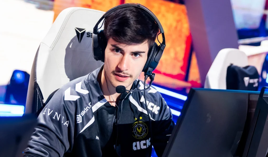 Striker: «FlameZ сам себя исключил из обсуждения MVP из-за неудачного финала»