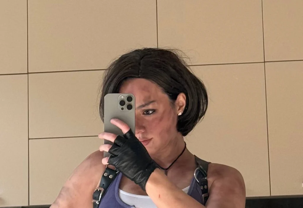 Korya перевоплотилась в Джилл Валентайн и впервые пройдет Resident Evil 3