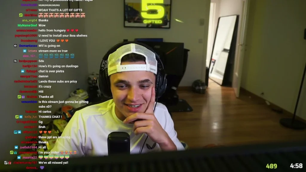 Кто из спортсменов переквалифицировался в стримера?