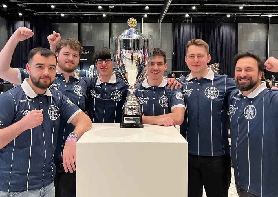 Monte отправила PARIVISION в сетку 2-2 на ESL Pro League 23