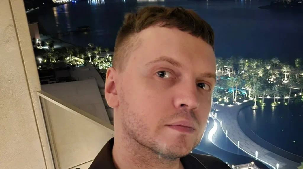 Папич назначил награду за оператора, снявшего его с новой девушкой