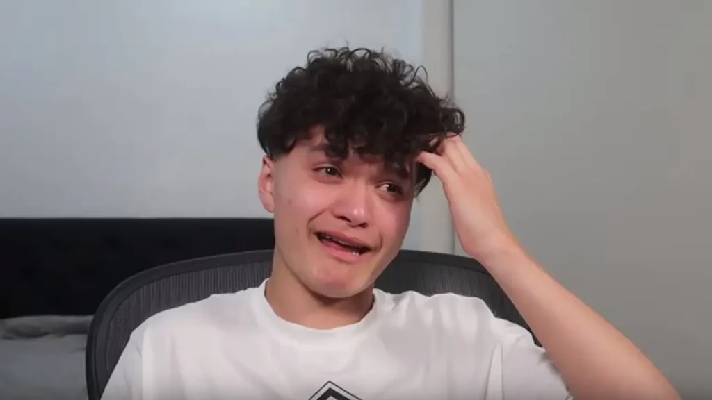 9 стримеров, спалившихся на читах